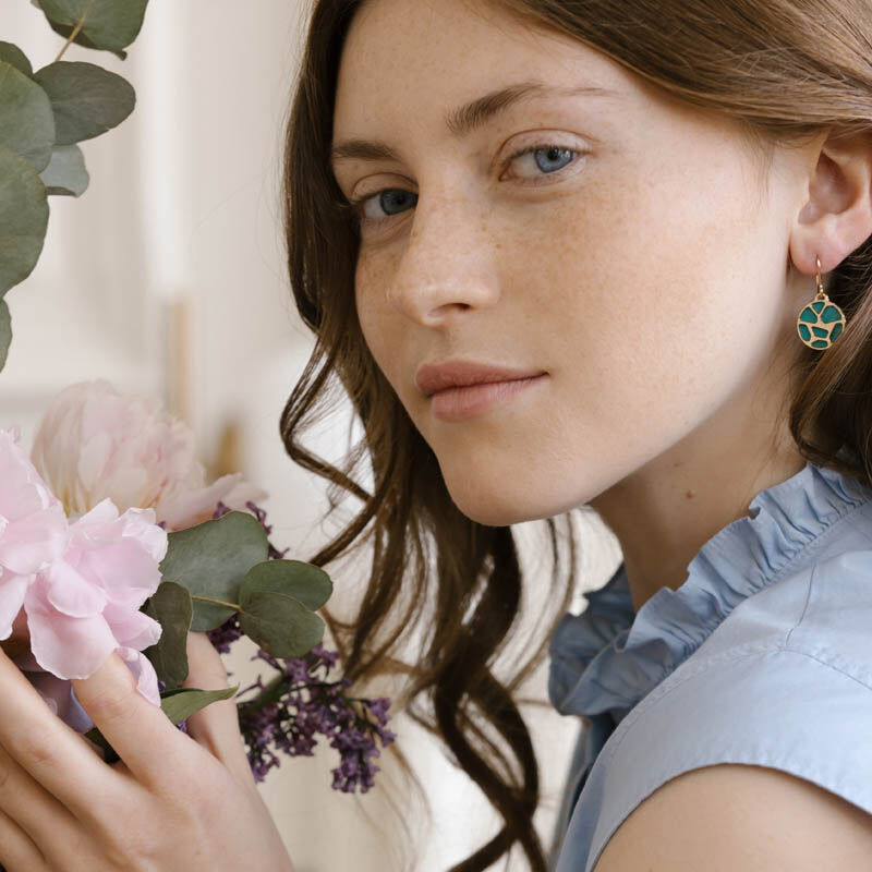 boucles-oreilles-rondes-motif-girafe
