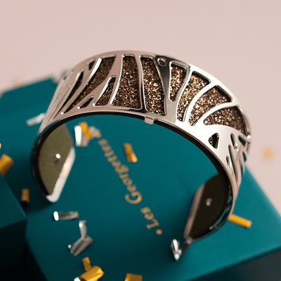 Manchette Perroquet, cuir réversible Bronze Paillettes / Vert de Gris manchette-perroquet-cuir-reversible-bronze-paillettes-vert-de-gris-pack_manchettes_essentielles