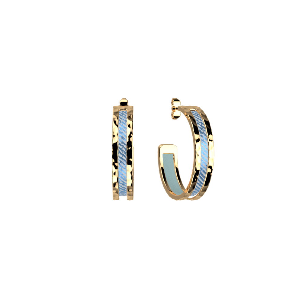 boucles-d-oreilles-pure-martelee-cuirs-reversibles-denim-irise-celeste-pack_bo_creoles-1