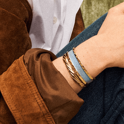 Pure Martelée bracelet, Iridescent Denim / Celeste reversible insert pure-martelee-bracelet-iridescent-denim-celeste-reversible-insert-pack_manchettes_essentielles