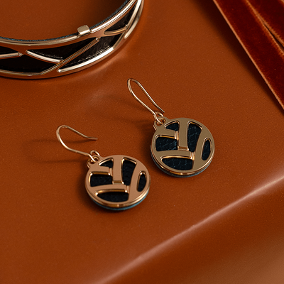 boucles-d-oreilles-tresse-cuirs-reversibles-ecailles-bleutees-bleu-georgettes-pack_bo_dormeuses