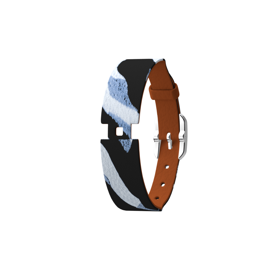 single-wrap-leather-strap-zebra-cognac-silver-finish-buckle-le_simple_tour-1