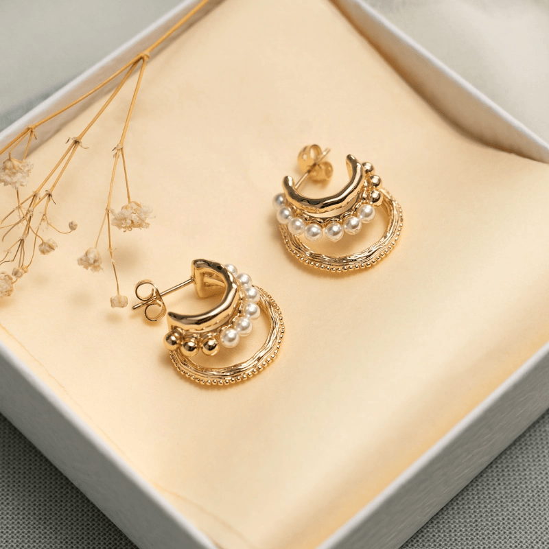 gold-earrings-les-georgettes