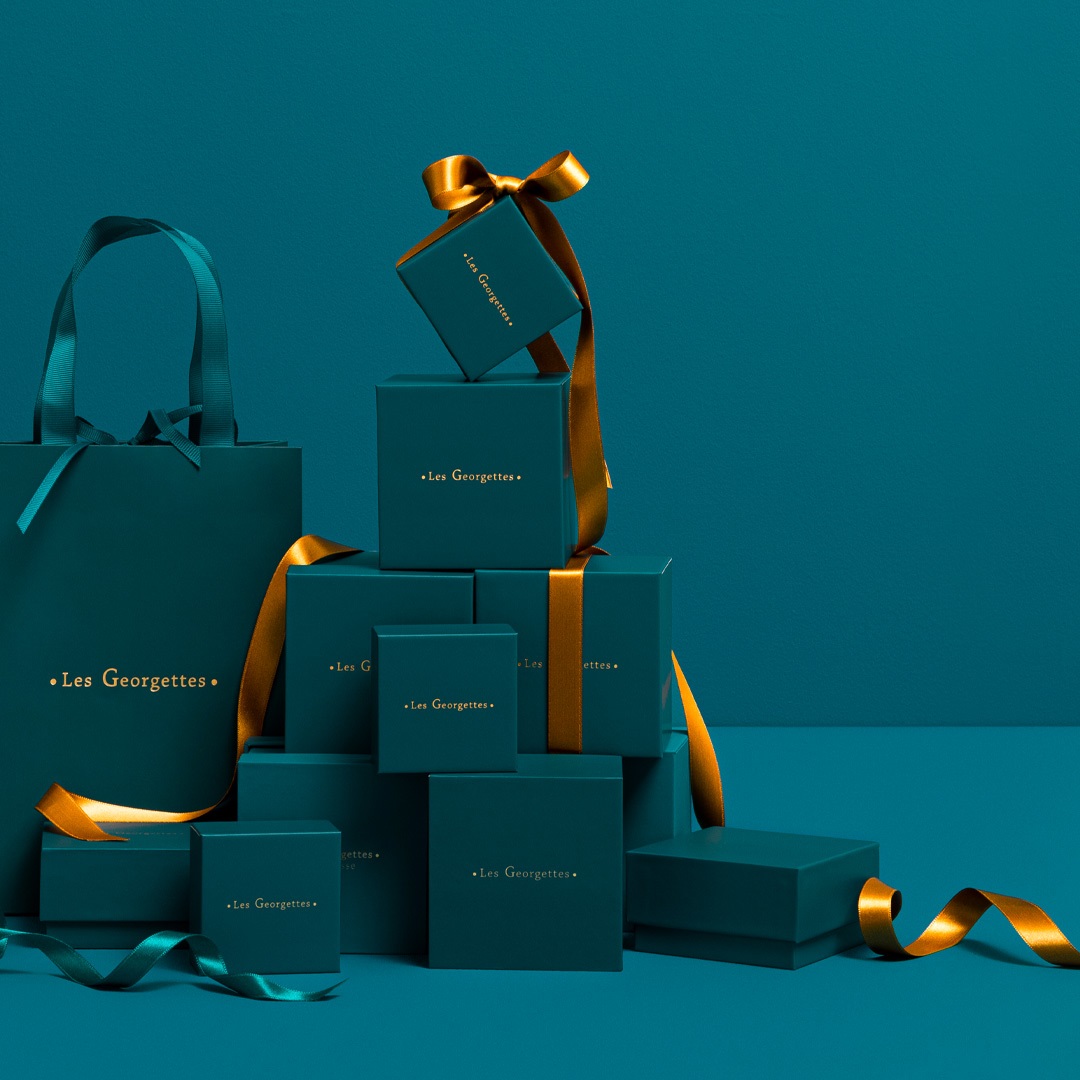 INVITE THEM TO CREATEWITH THE E-GIFT CARD